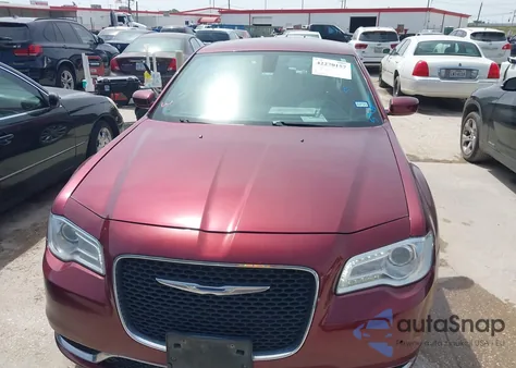 2017 Chrysler 300 Limited Awd from USA, damaged, VIN 2C3CCARG1HH610334